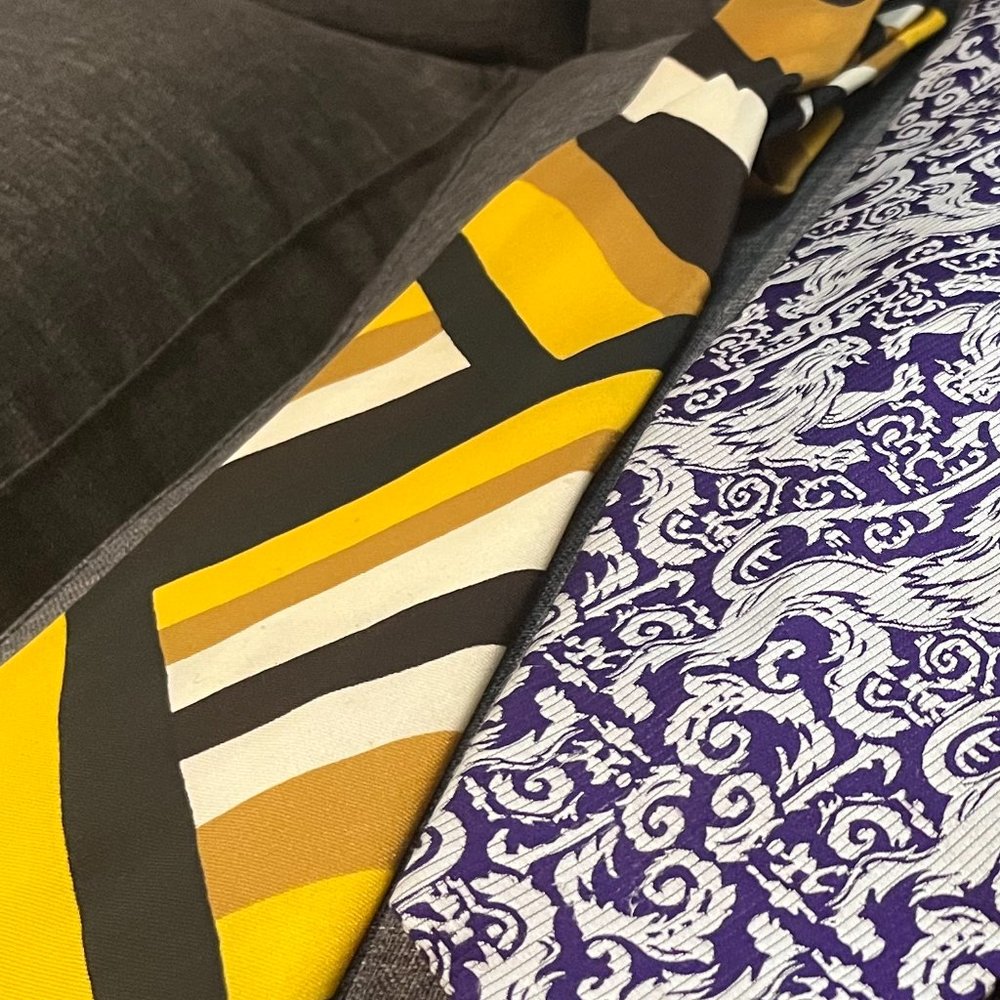 2 vintage ties